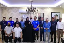 دیدار سرمربیان کشتی آزاد با خانواده شهیدان شوشتری