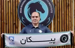 پیوستن سرپرست استقلال به پیکان