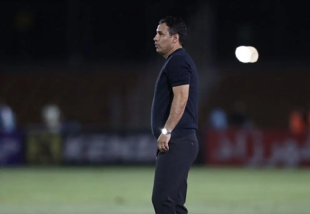 سرمربی پرسپولیس زیر سرم رفت و به نشست خبری نرسید