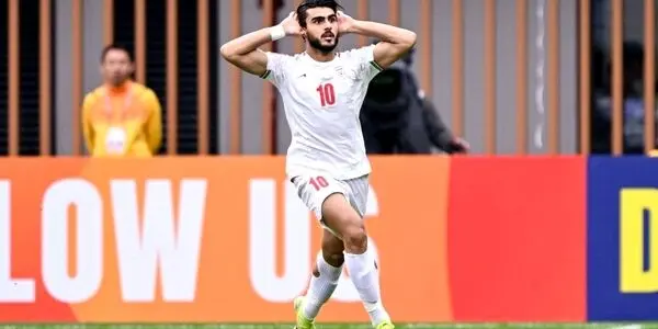 تماشاگر عجیب لیگ یک؛ تو اینجا چه کار می‌کنی؟!