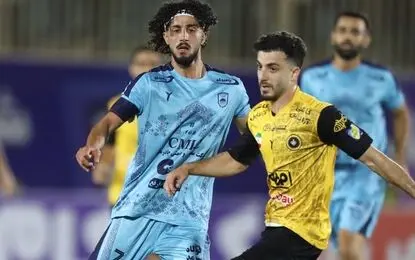 سپاهان 2-0 چادرملو اردکان؛ نویدکیا از مدعیان عقب نماند