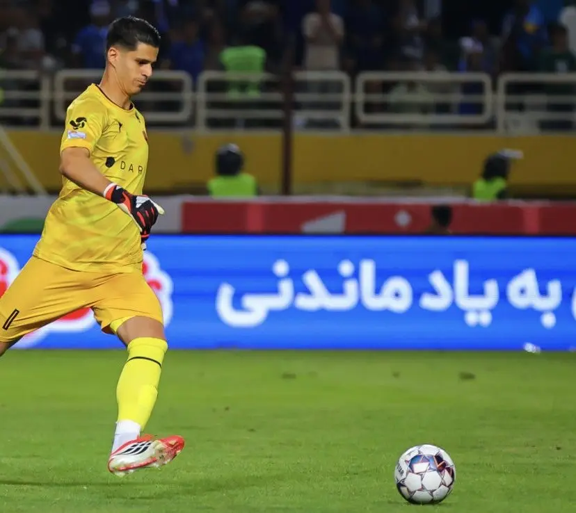 تلاش پرسپولیس برای حفظ دروازه‌بان ملی‌پوش