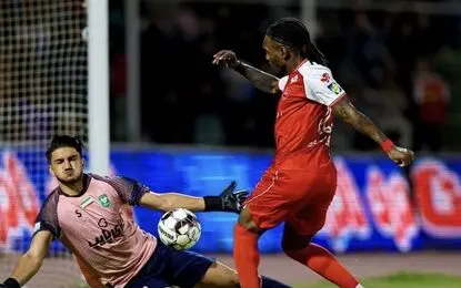 اعتراف بیفوما بعد از فرصت سوزی در دیدار پرسپولیس و خیبر