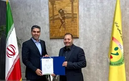 مدیرعامل پرسپولیس از رئیس فدراسیون هاکی حکم گرفت