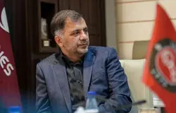 کریمی: ماجرای سربازی بیرانوند برای ضربه زدن به تراکتور است!