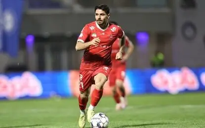 محمد عمری در آستانه یک اتفاق ویژه؛ احتمال کاپیتانی پرسپولیس مقابل صنعت نفت
