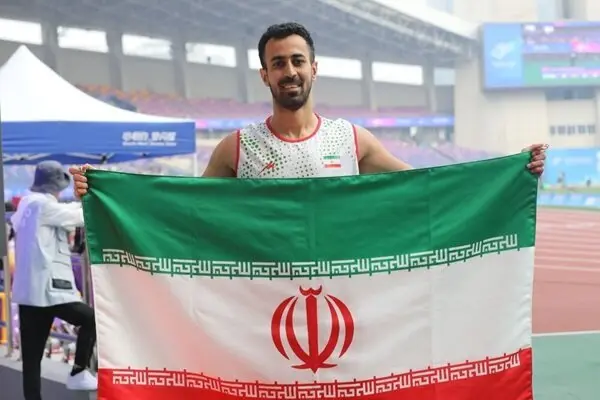 علیرضا زارع قهرمان دوی ۱۰۰ متر شد

