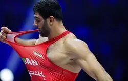 هادی ساروی موقتاً پنجمین کشتی‌گیر برتر تاریخ کشتی

