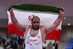 میرزازاده طلایی شد؛ نخستین طلای کشتی فرنگی ایران در ناگویا
