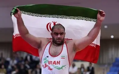 میرزازاده طلایی شد؛ نخستین طلای کشتی فرنگی ایران در ناگویا