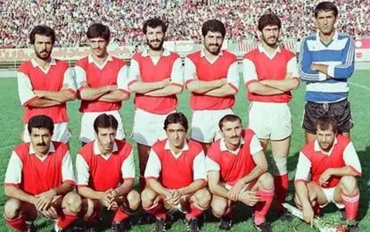 در سال 1362 استقلال و پرسپولیس رقابت فشرده‌ای برای قهرمانی داشتند