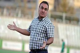 فرهاد کاظمی در گفتگو با صفحه ورزشی: هنوز هم می‌گویم اسپانیا قهرمان می‌شود