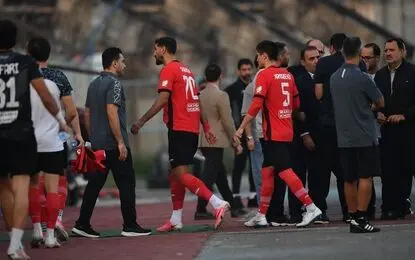 همه تیم‌ها از لیگ کنار بکشند