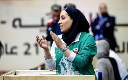 القاب شیرین است، اما به آنها فکر نمی‌کنم
