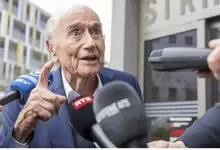 حمله سپ بلاتر به فیفا: فوتبال نباید قربانی نفوذ سیاست شود