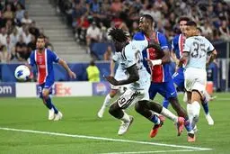 پاری سن ژرمن ۲-۱ استون ویلا؛ قهرمان اروپا دوباره جام را بالای سر برد