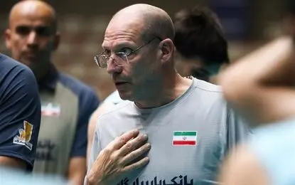 پیاتزا: همه بازیکنان باید در کنار هم برای تیم تلاش کنند