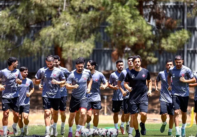 مربی و هافبک در تمرین پرسپولیس حاضر شدند