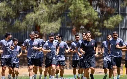 مربی و هافبک در تمرین پرسپولیس حاضر شدند