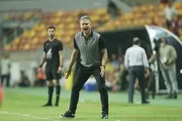 انتقاد مطهری به داوری: آیا بازی فقط ۶ دقیقه وقت اضافه داشت؟
