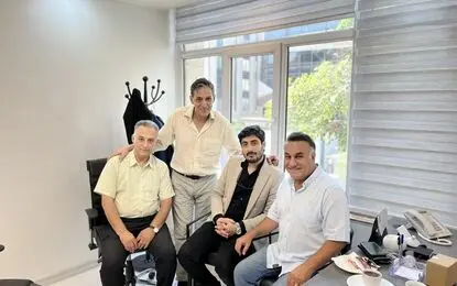 گفتگوی بی‌پرده با فرهاد کاظمی؛ چرا تیم ملی به آمریکا رفت؟ می‌ماندید و پرچم ایران را بالا می‌بردید!