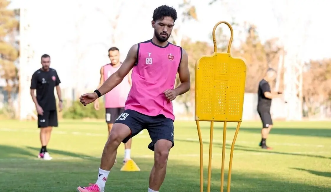  مدافع پرسپولیس به نفت می‌رسد؟
