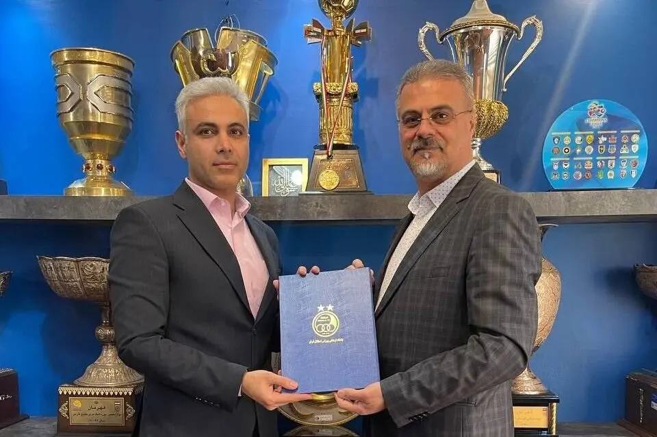 دو معاون باشگاه استقلال برکنار شدند!