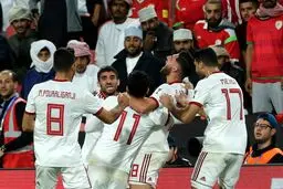 تیم ملی فوتبال، نیمی پیشکسوت، نیمی دور از ترکیب