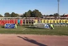 نیروی زمینی به تنهایی صدرنشین لیگ یک شد