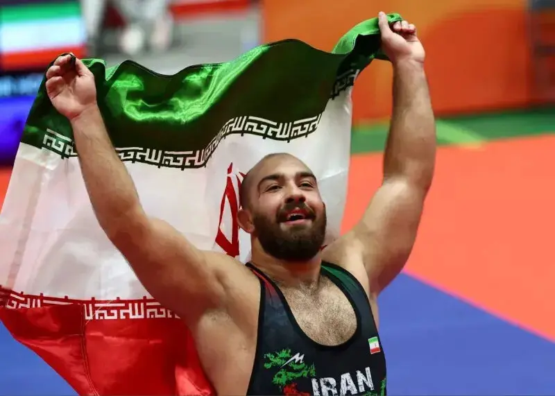 چهارمین تاج قهرمانی فوق‌سنگین بر سر زارع
