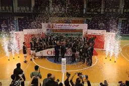 قهرمان لیگ ممکن است کنار بکشد!