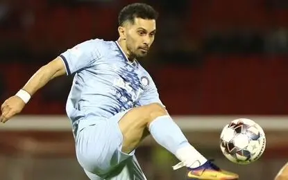 حمله هواداران استقلال به مدیران باشگاه و کاپیتان اسبق پرسپولیس