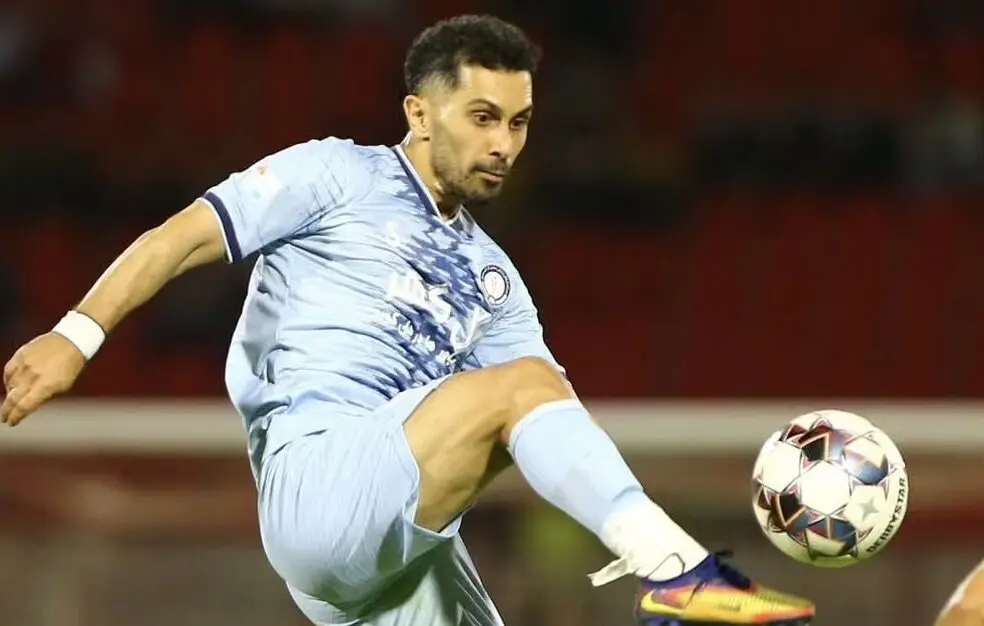 حمله هواداران استقلال به مدیران باشگاه و کاپیتان اسبق پرسپولیس