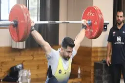 رکوردشکنی عالی‌پور در هفته اول لیگ وزنه‌برداری