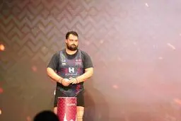 ناگویا سنگ محک وزنه‌برداری ایران