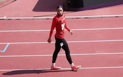 فاطمه محیطی زاده در ۱۰۰ متر با مانع سوم شد