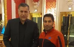 مردِ وفاق سرخ و آبی